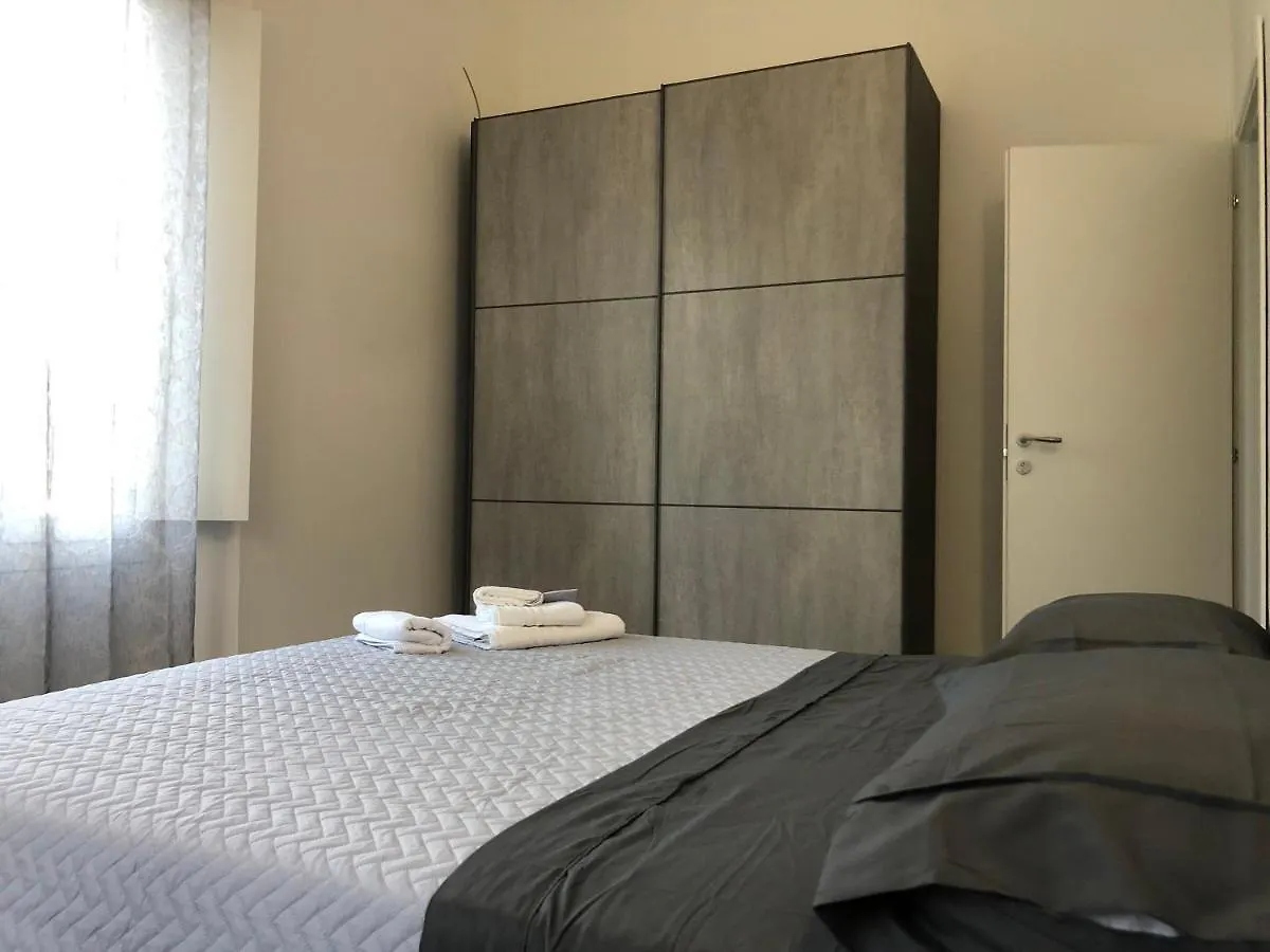 Attico Valente Otel Reggio Emilia İtalya